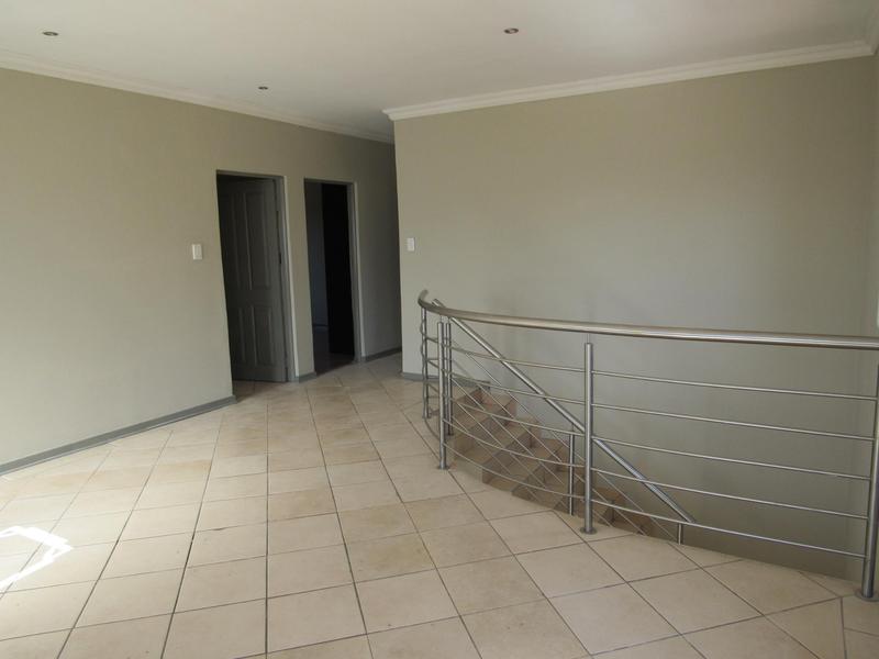 To Let 5 Bedroom Property for Rent in Savannah Country Estate Gauteng