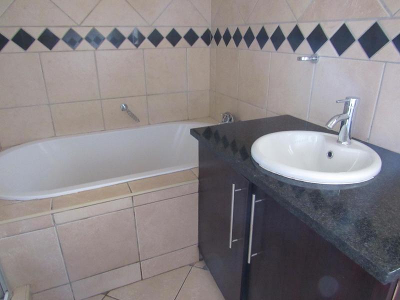 To Let 5 Bedroom Property for Rent in Savannah Country Estate Gauteng