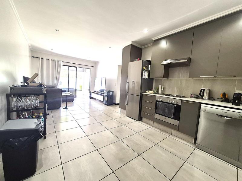 2 Bedroom Property for Sale in Barbeque Downs Gauteng