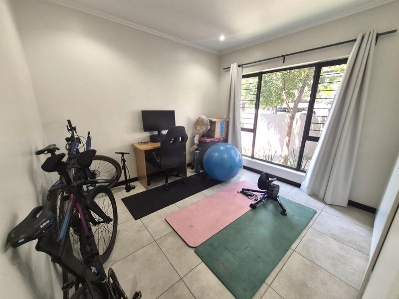 2 Bedroom Property for Sale in Barbeque Downs Gauteng