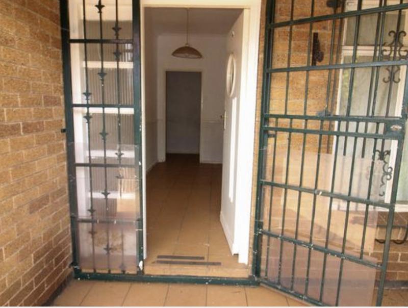 To Let 3 Bedroom Property for Rent in Primrose Hill Gauteng