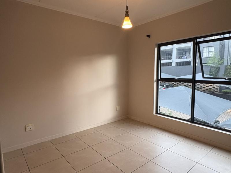 To Let 3 Bedroom Property for Rent in Modderfontein Gauteng