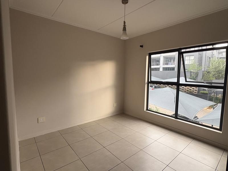 To Let 3 Bedroom Property for Rent in Modderfontein Gauteng