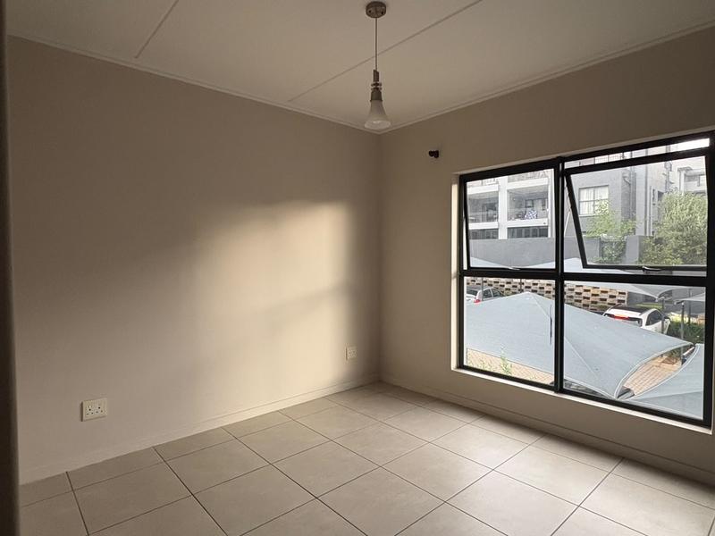 To Let 3 Bedroom Property for Rent in Modderfontein Gauteng