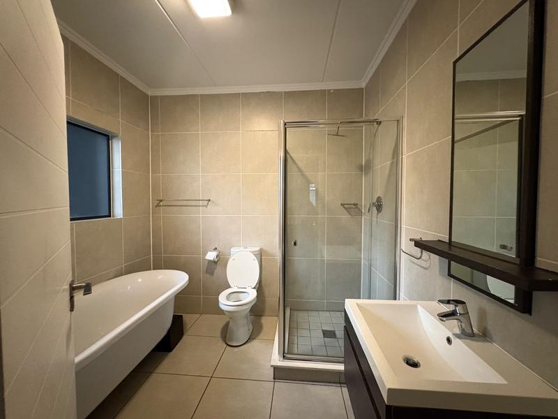 To Let 3 Bedroom Property for Rent in Modderfontein Gauteng