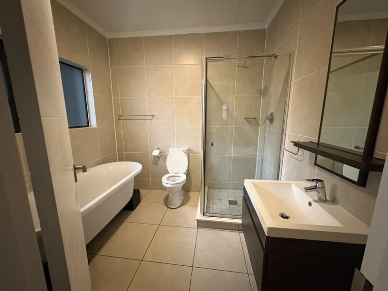 To Let 3 Bedroom Property for Rent in Modderfontein Gauteng