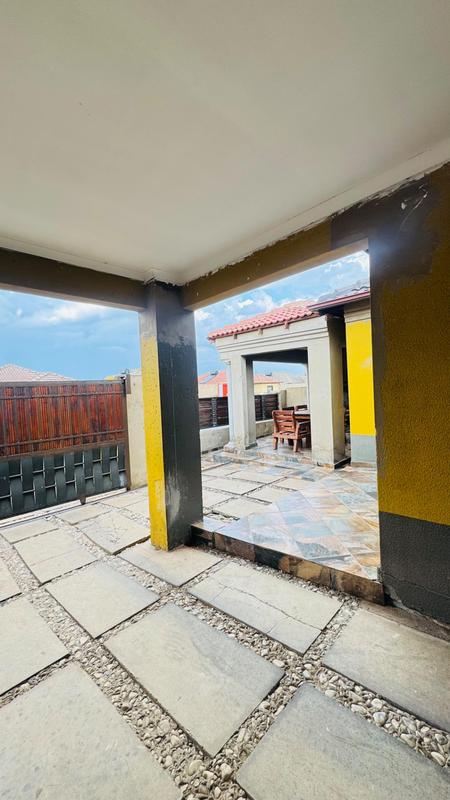 To Let 3 Bedroom Property for Rent in Windmill Park Gauteng
