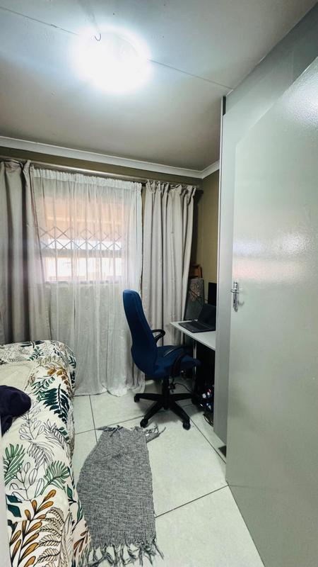 To Let 3 Bedroom Property for Rent in Windmill Park Gauteng