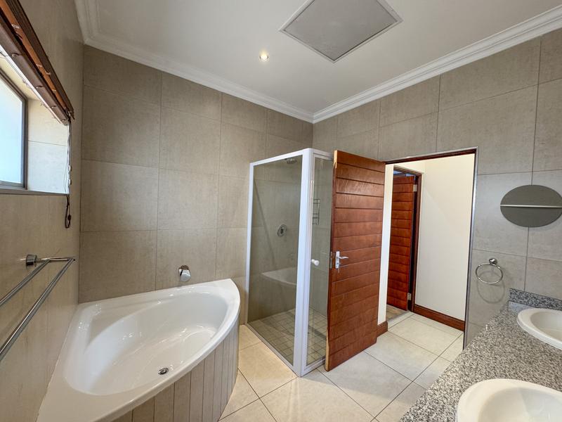 3 Bedroom Property for Sale in Midstream Ridge Gauteng