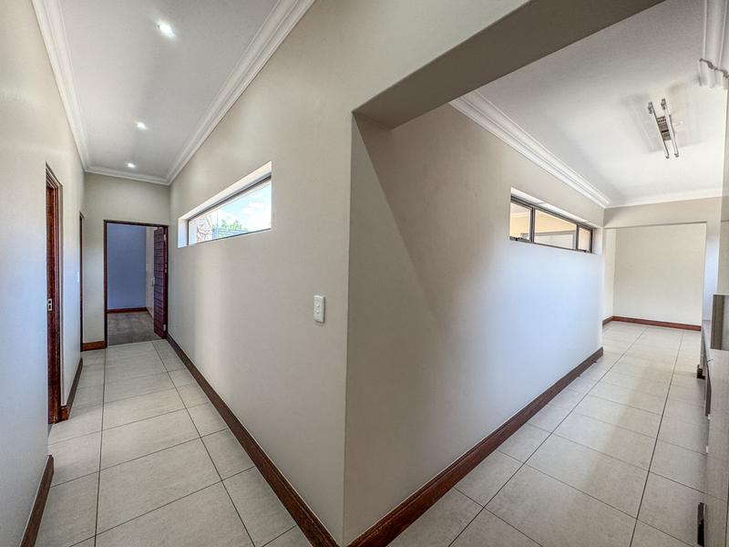 3 Bedroom Property for Sale in Midstream Ridge Gauteng