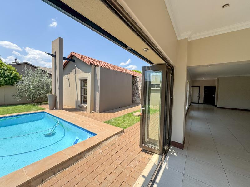 3 Bedroom Property for Sale in Midstream Ridge Gauteng