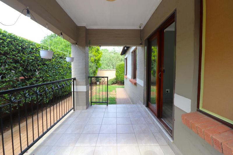 2 Bedroom Property for Sale in Bloubosrand Gauteng