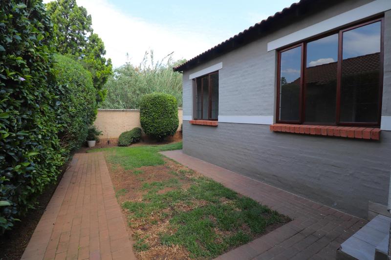 2 Bedroom Property for Sale in Bloubosrand Gauteng