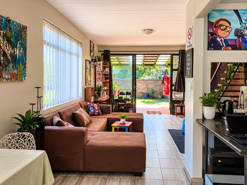 2 Bedroom Property for Sale in Eldoraigne Gauteng
