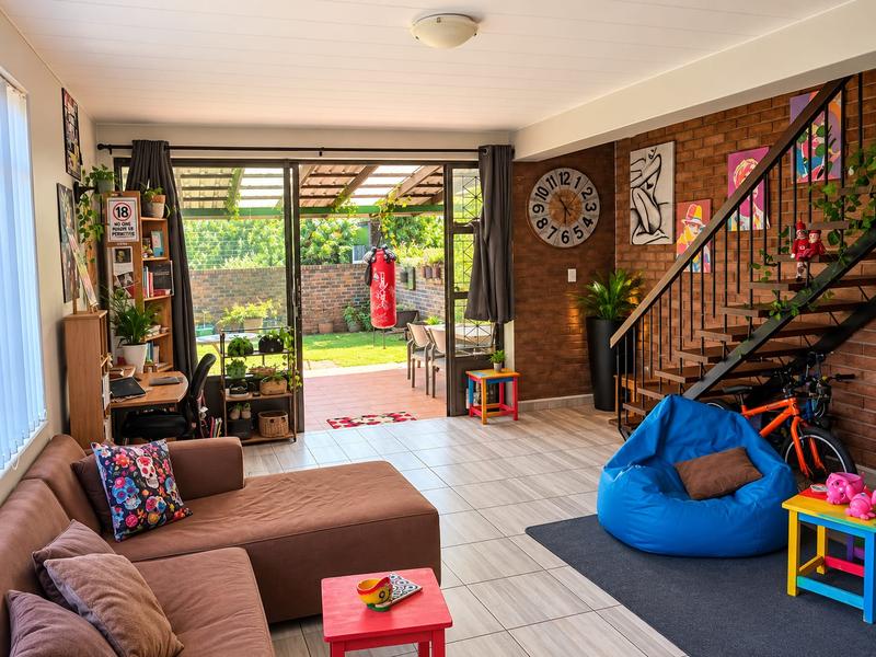 2 Bedroom Property for Sale in Eldoraigne Gauteng