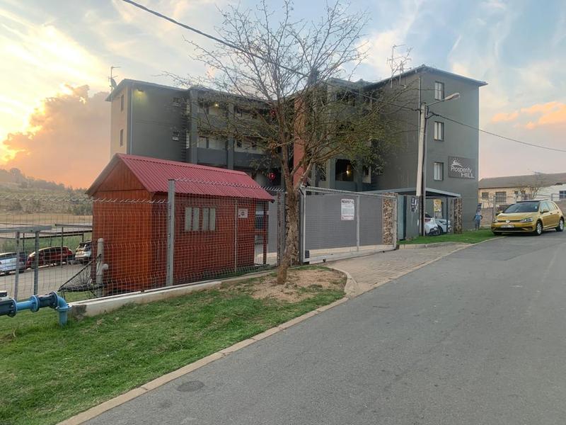 To Let 2 Bedroom Property for Rent in Fleurhof Gauteng