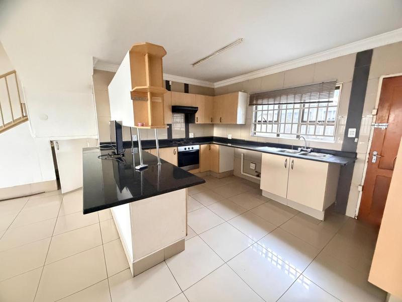 To Let 3 Bedroom Property for Rent in Erasmia Gauteng