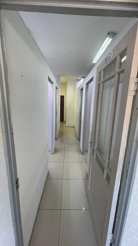 To Let Commercial Property for Rent in Wierda Park Gauteng