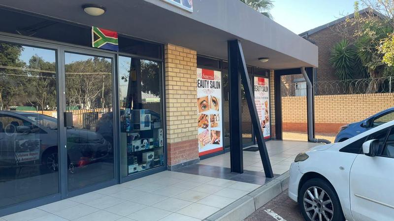 To Let Commercial Property for Rent in Wierda Park Gauteng