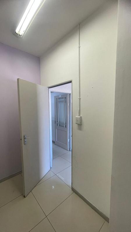 To Let Commercial Property for Rent in Wierda Park Gauteng