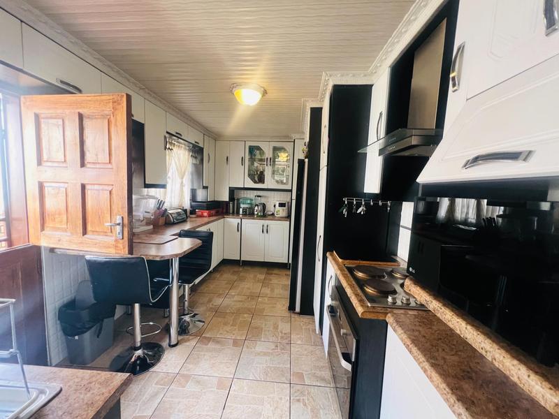 3 Bedroom Property for Sale in Mabopane Unit X Gauteng