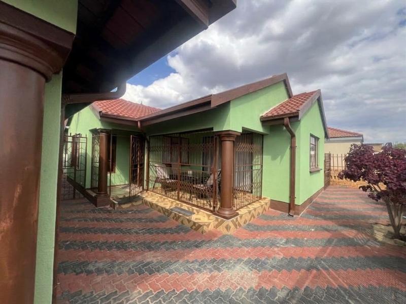 3 Bedroom Property for Sale in Mabopane Unit X Gauteng