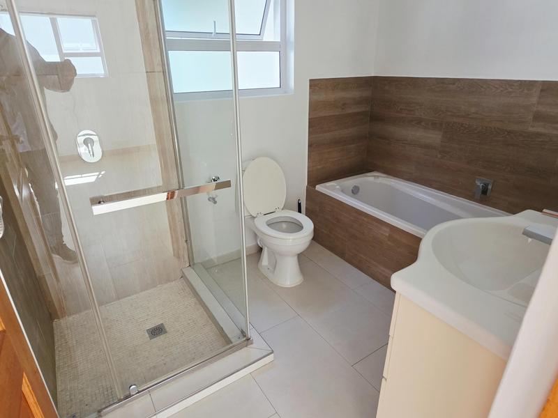 5 Bedroom Property for Sale in Bryanston West Gauteng