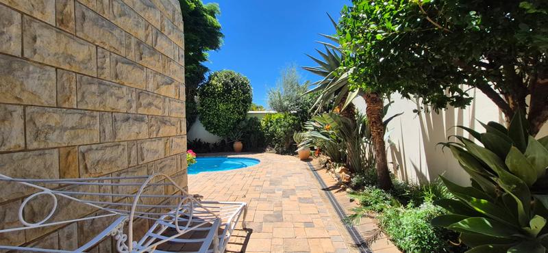 3 Bedroom Property for Sale in Midfield Estate Gauteng