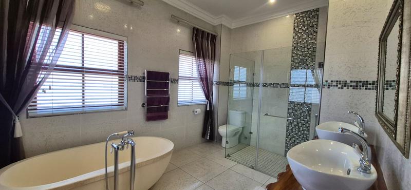 3 Bedroom Property for Sale in Midfield Estate Gauteng