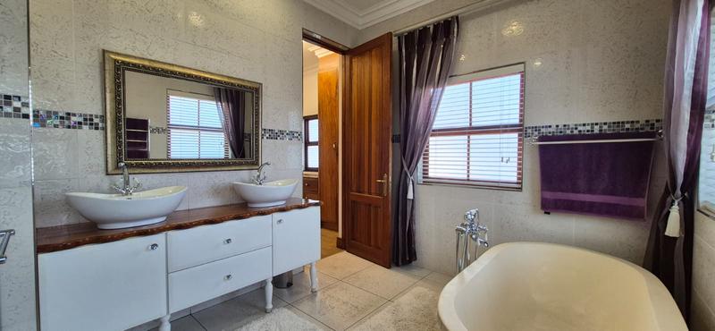 3 Bedroom Property for Sale in Midfield Estate Gauteng
