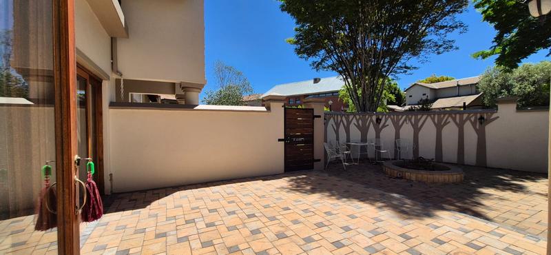 3 Bedroom Property for Sale in Midfield Estate Gauteng