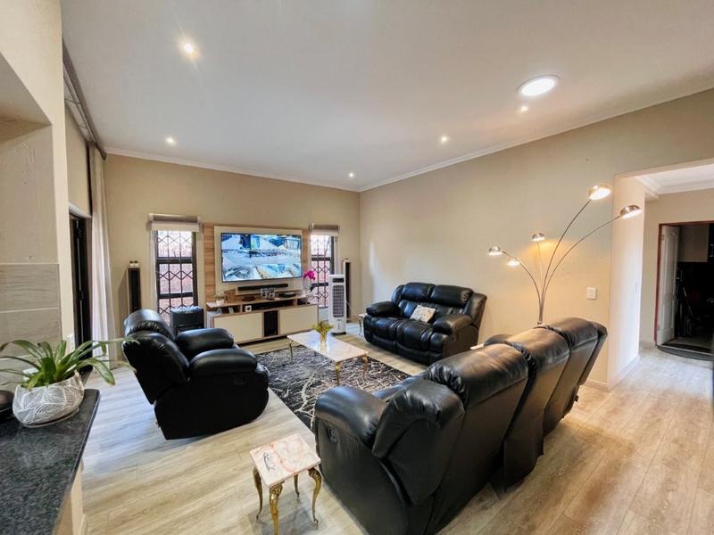3 Bedroom Property for Sale in Brackenhurst Gauteng