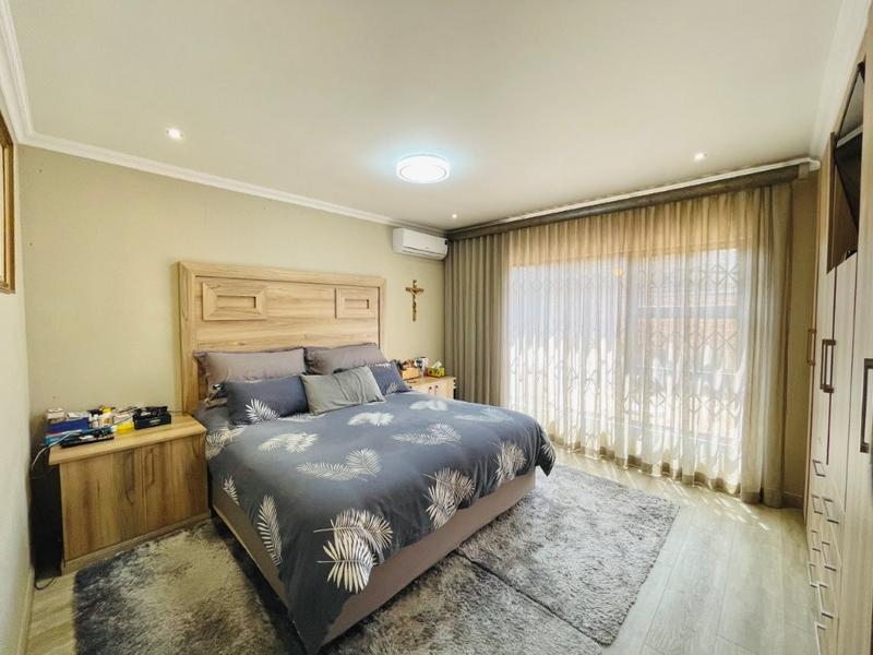 3 Bedroom Property for Sale in Brackenhurst Gauteng