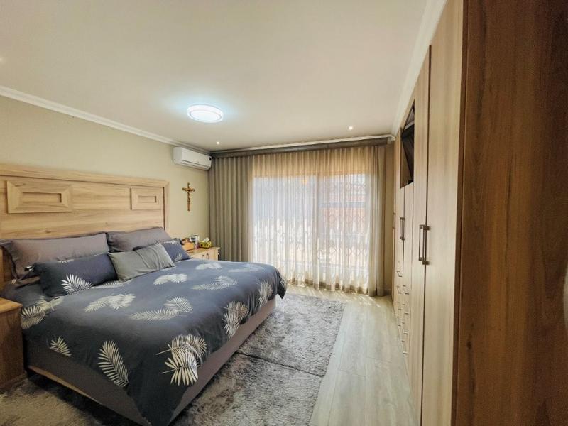 3 Bedroom Property for Sale in Brackenhurst Gauteng