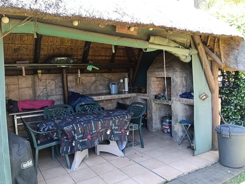 2 Bedroom Property for Sale in Verwoerdpark Gauteng