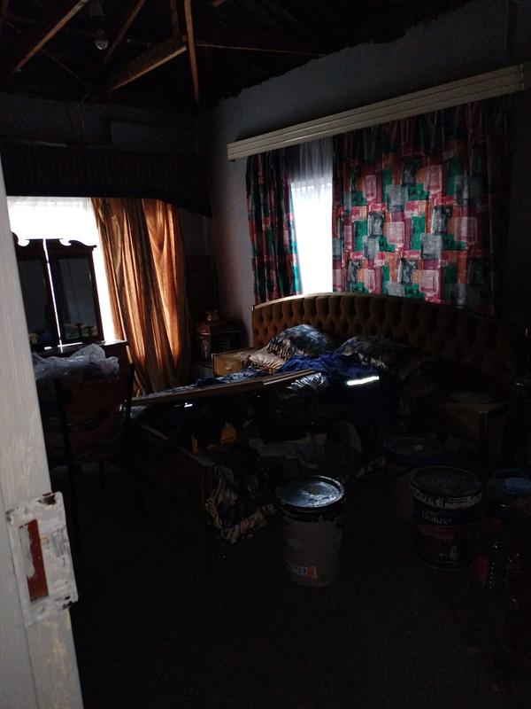 5 Bedroom Property for Sale in Daveyton Gauteng