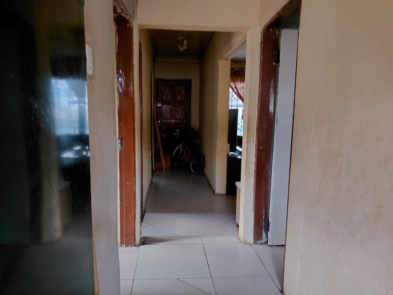 7 Bedroom Property for Sale in Esselenpark Gauteng