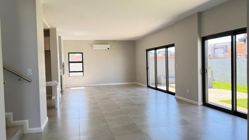 4 Bedroom Property for Sale in Fountainbrook Estate Gauteng