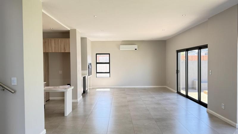4 Bedroom Property for Sale in Fountainbrook Estate Gauteng