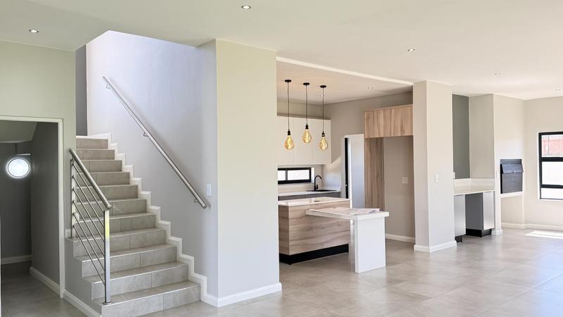 4 Bedroom Property for Sale in Fountainbrook Estate Gauteng