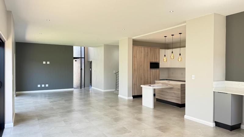 4 Bedroom Property for Sale in Fountainbrook Estate Gauteng