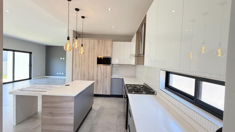 4 Bedroom Property for Sale in Fountainbrook Estate Gauteng