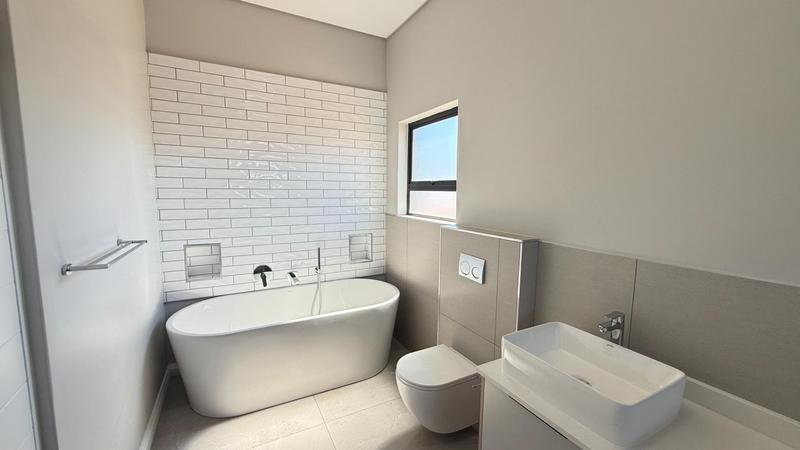 4 Bedroom Property for Sale in Fountainbrook Estate Gauteng