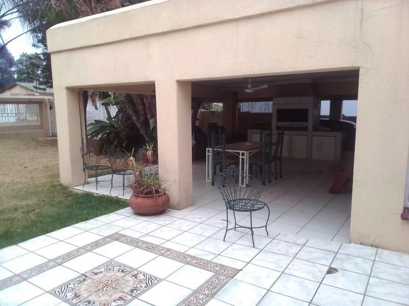 To Let 3 Bedroom Property for Rent in Tulisa Park Gauteng