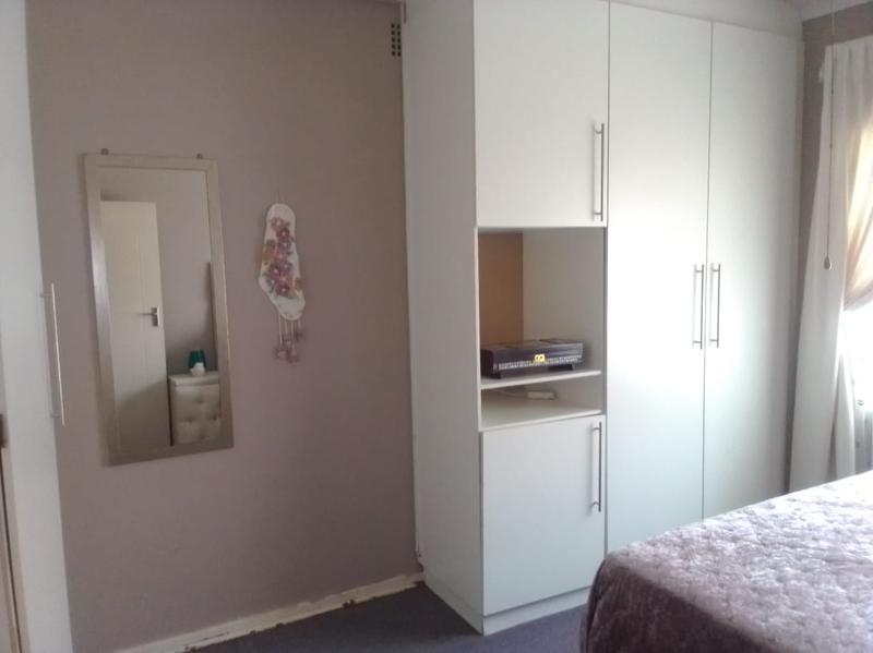 To Let 3 Bedroom Property for Rent in Tulisa Park Gauteng