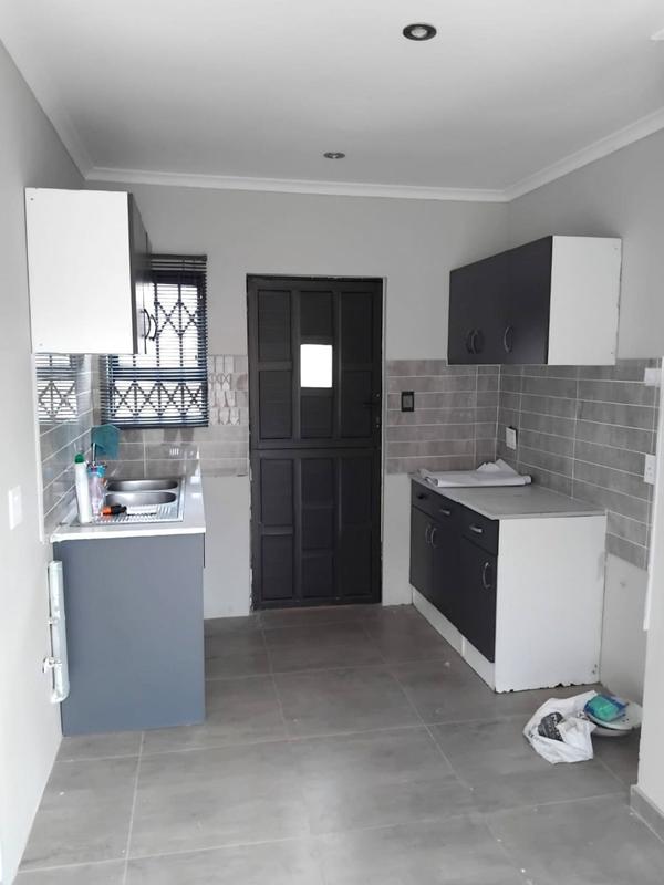 To Let 3 Bedroom Property for Rent in Protea Glen Gauteng