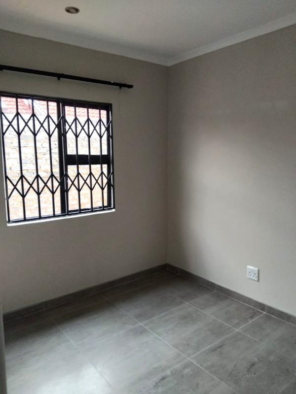 To Let 3 Bedroom Property for Rent in Protea Glen Gauteng