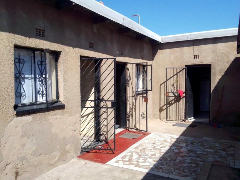 2 Bedroom Property for Sale in Jabulani Gauteng
