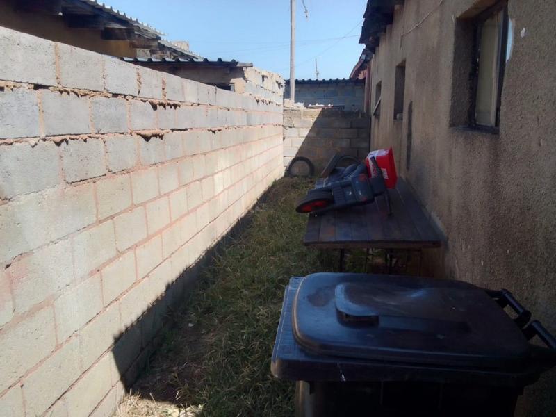 2 Bedroom Property for Sale in Jabulani Gauteng