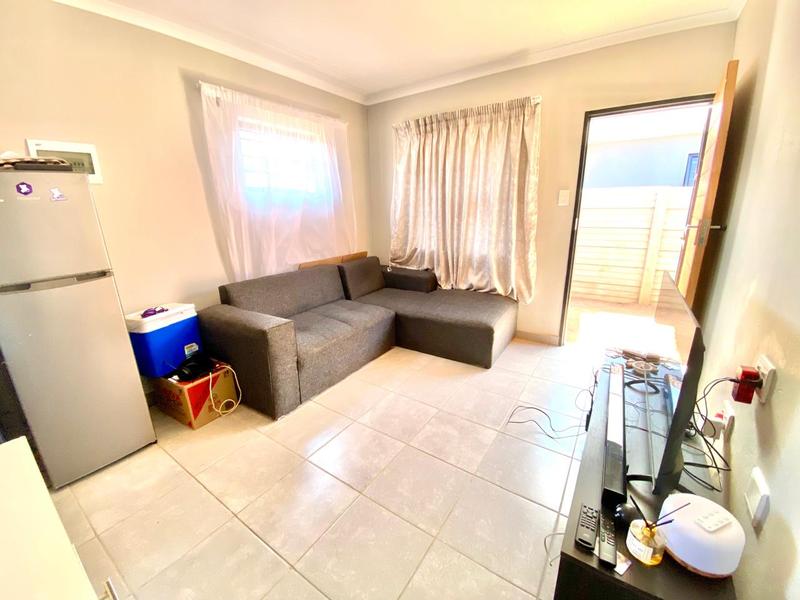 2 Bedroom Property for Sale in Protea Glen Gauteng